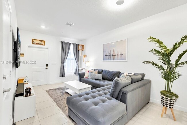 Photo - 15953 SW 2nd Dr