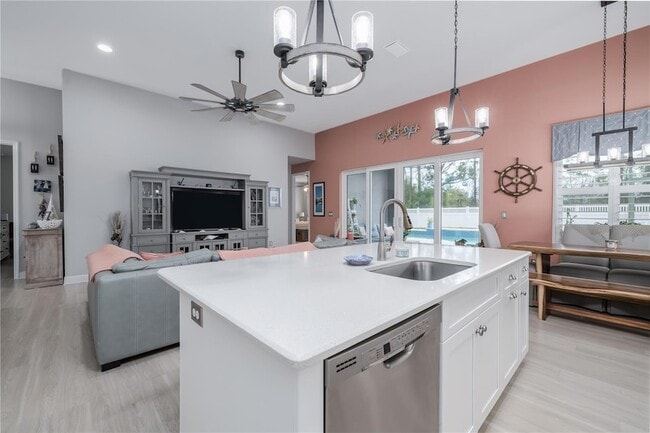 3069 Borassus Dr
