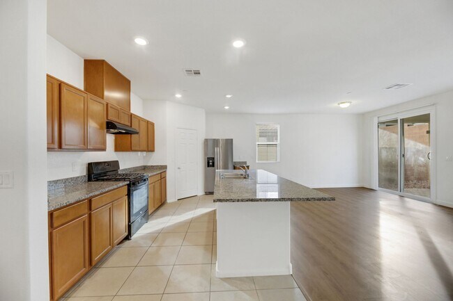 Photo - LIKE BRAND NEW INSPIRADA HOME