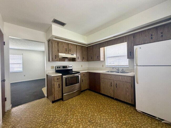 275 25th St SW Unit 275 25TH ST SW STE A