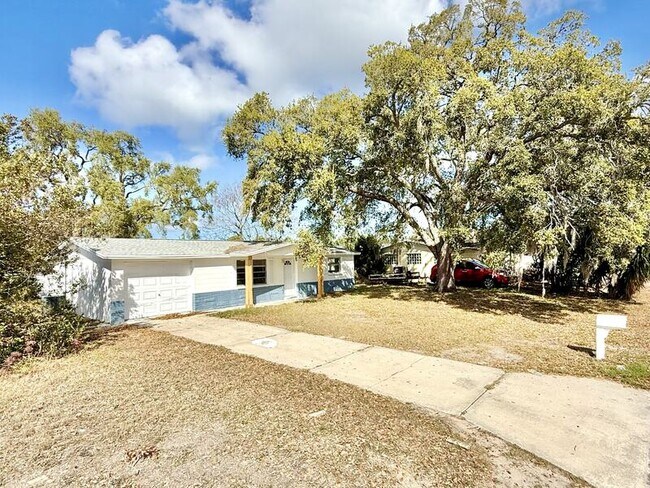 Photo - 12909 Kings Manor Ave