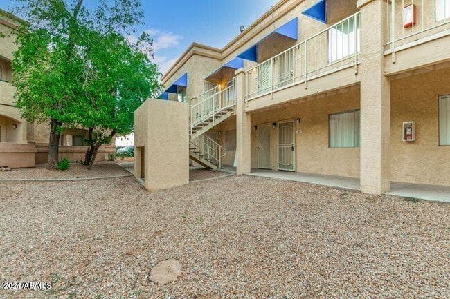 Building Photo - 12221 W Bell Rd Unit 249 Rental
