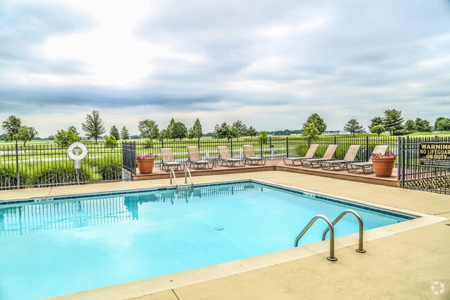 Pool with Golf Course Views - Fairways at Hartland Rental