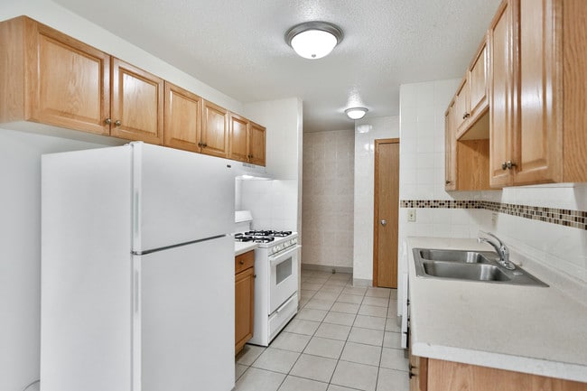 Photo - 924 17th Ave