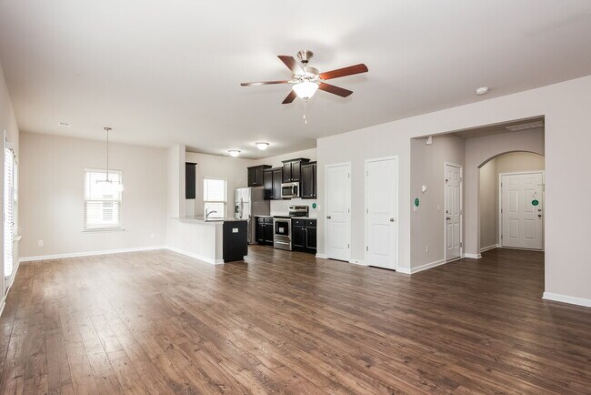 Photo - 1013 Helms Rd