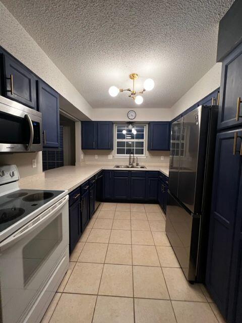 359 Canterbury Cir NW