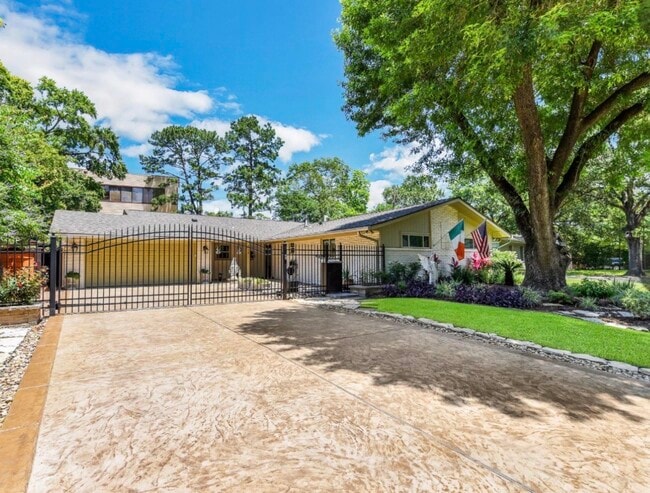 Building Photo - 9770 Tappenbeck Dr