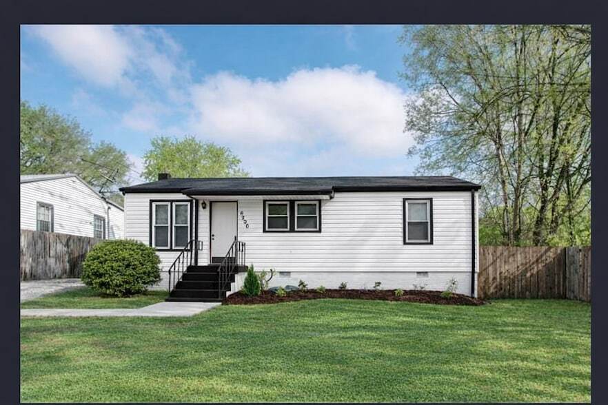 Photo - 6200 Laredo Ave