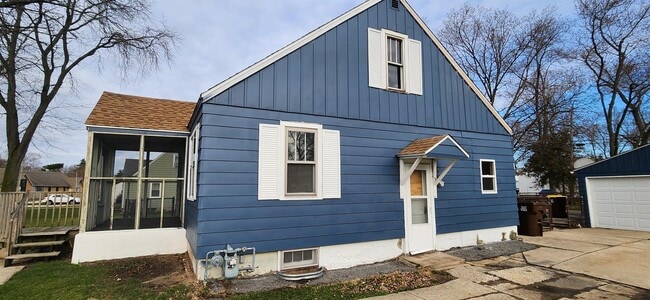 Photo - 532 Anna Ave