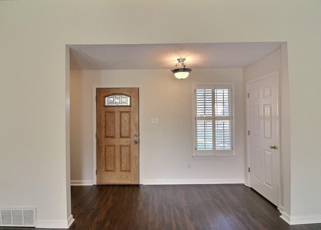 Photo - 1479 Wolf Ridge Dr