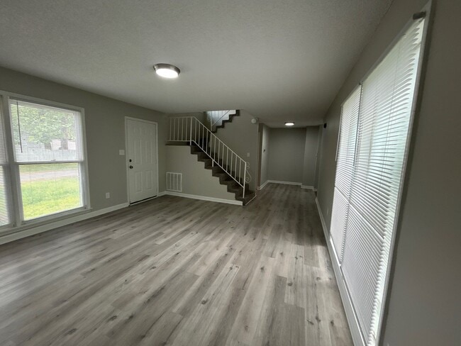 Photo - 45 Woodmont Dr