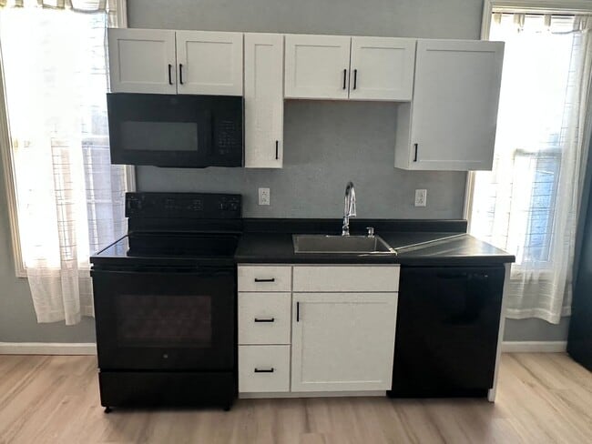 Photo - 512-514 S 4th ST Unit 514 S 4th ST - A