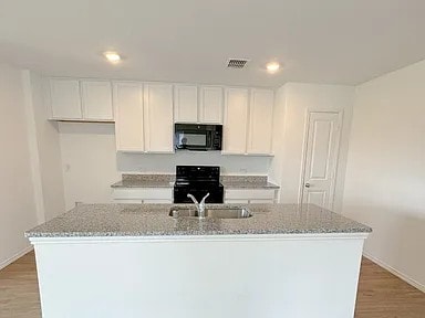 5813 Crystal Water Wy