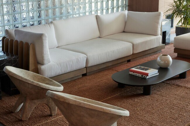 Neuhoff Residences