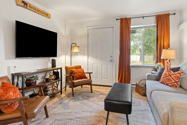 Photo - 661 8th Ave E N Unit 13