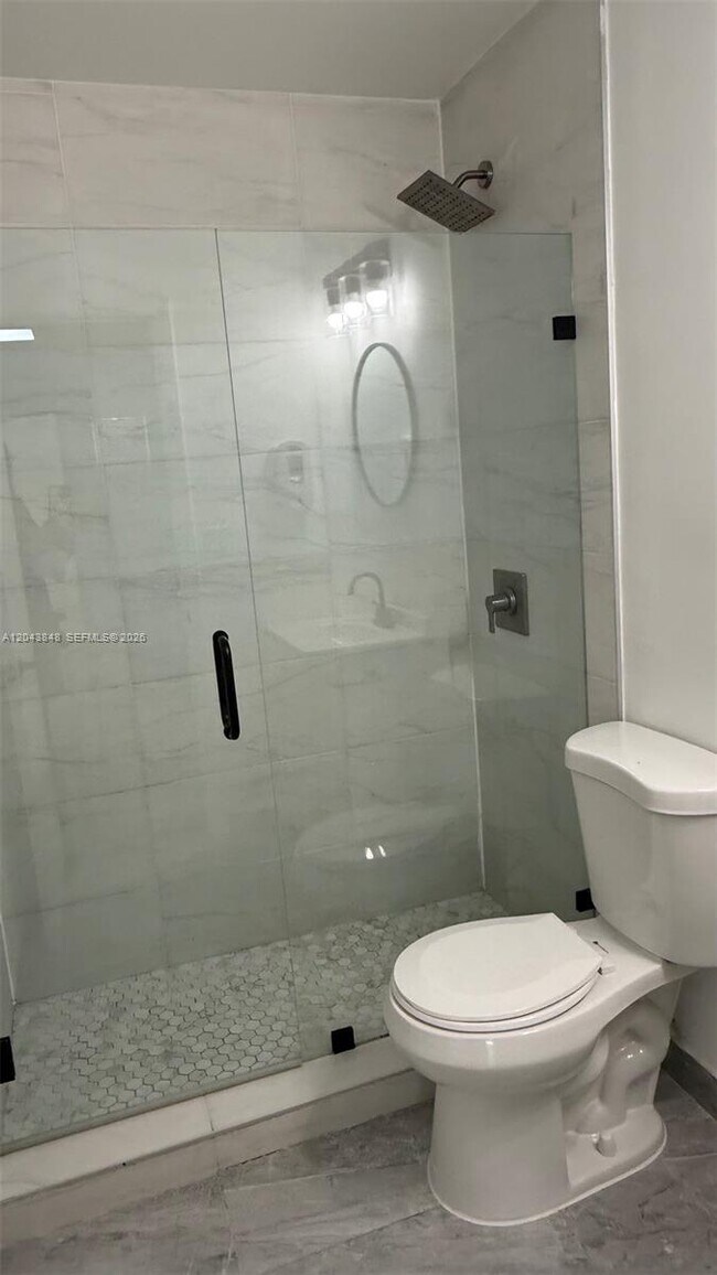 Photo - 411 SE 10th St Unit 3
