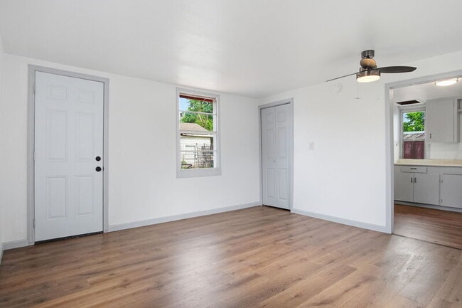 Photo - 2228 SW Grand Blvd