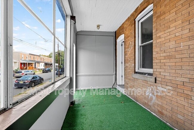 Photo - 15 Adella Ave