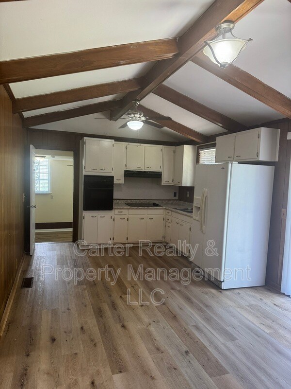 Photo - 3004 Lytle Dr