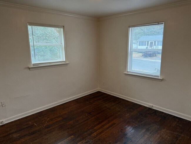 Photo - Cozy Two Bedroom Home!