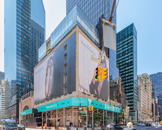 Photo - Trump Tower