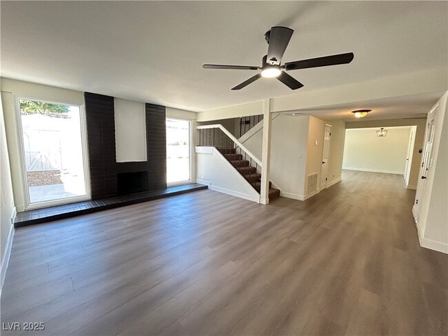 Photo - 5035 Meadow Grove Ct