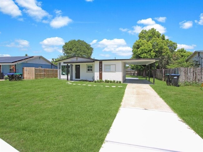 Photo - 2806 Bonneville Dr