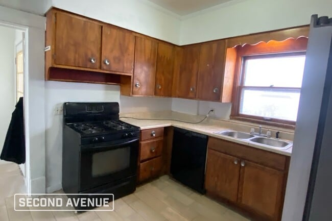 Photo - 67 Helen Ave