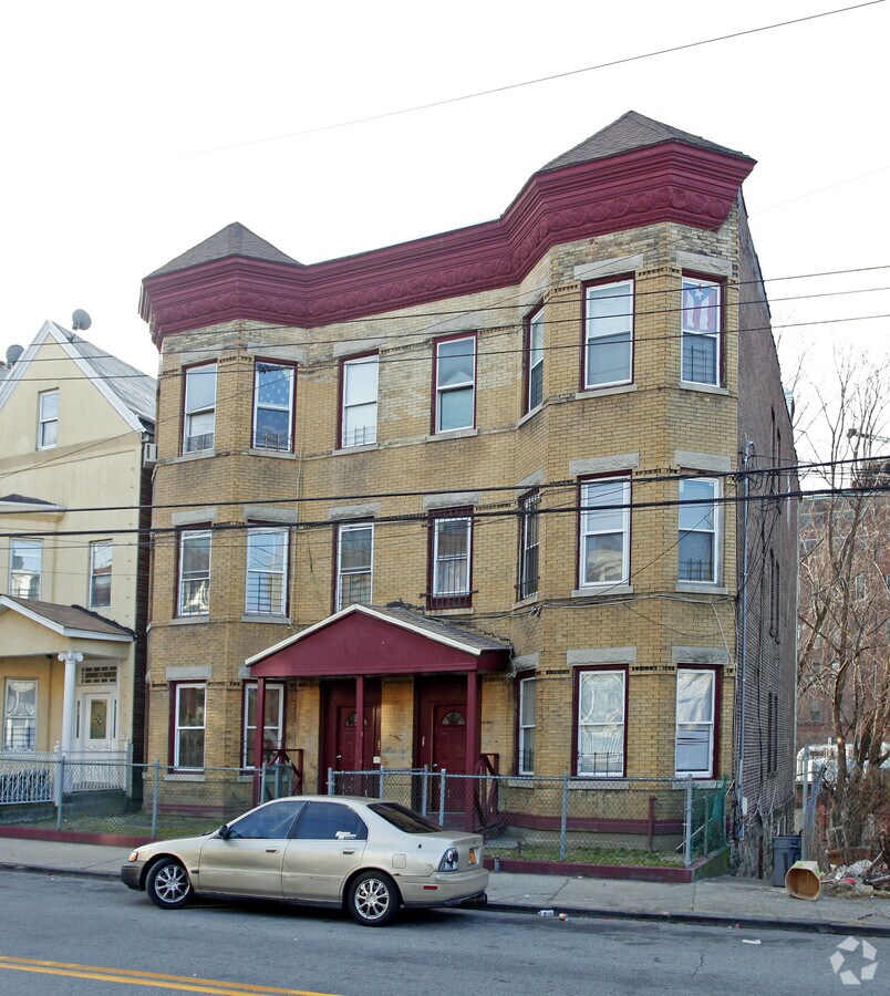 Photo - 183-185 Buena Vista Ave Apartments