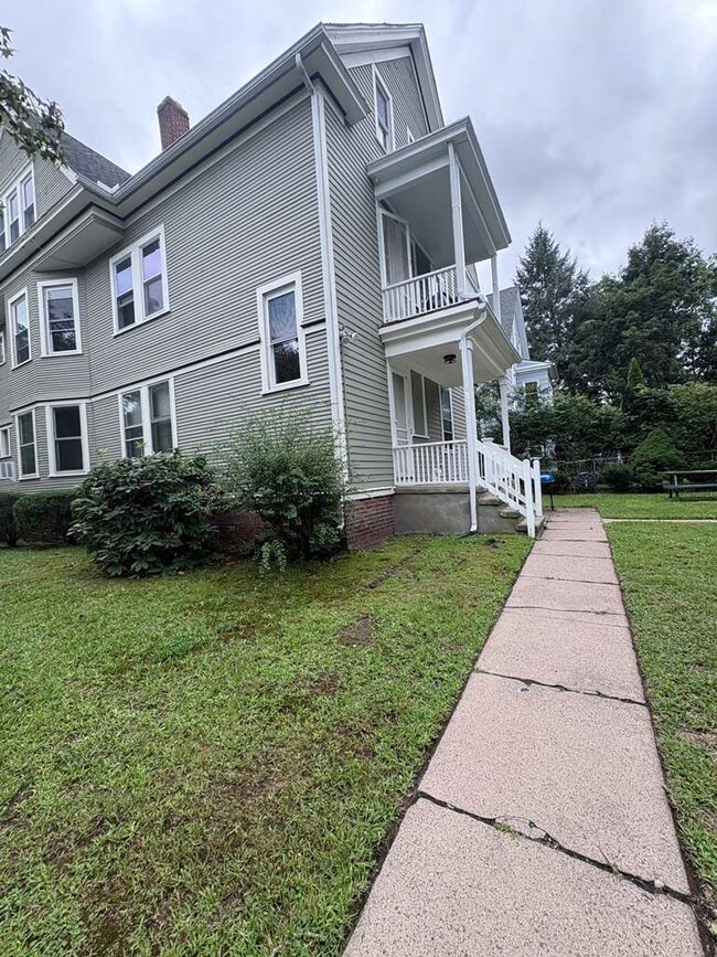 54 Hubinger St Unit 2