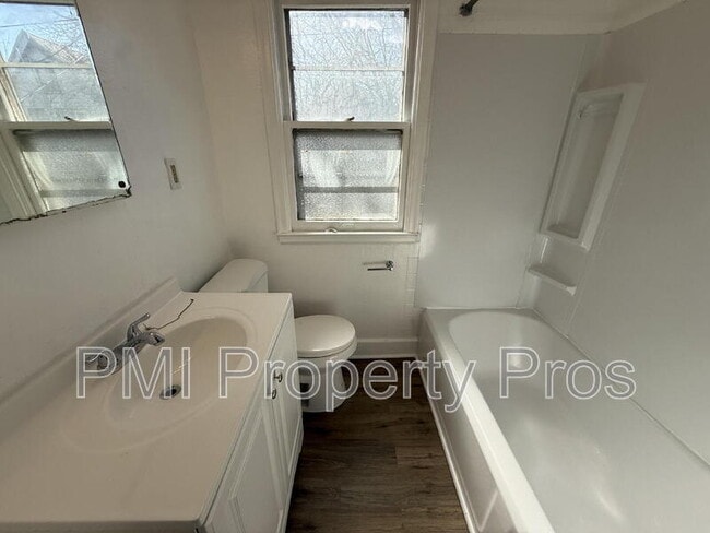 Photo - 2821 N 57th St