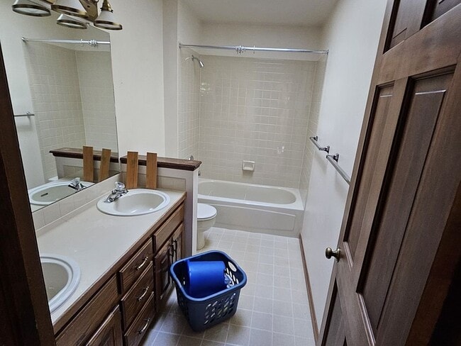Photo - 1219 Twinberry Ct