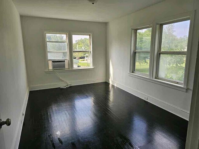 Photo - 128 Rowan Mill Rd Unit C