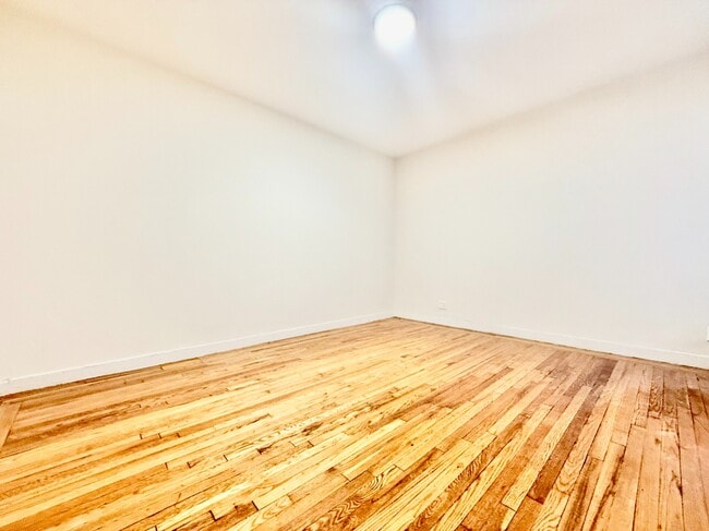 Photo - 2978 E 196th St Unit 2C