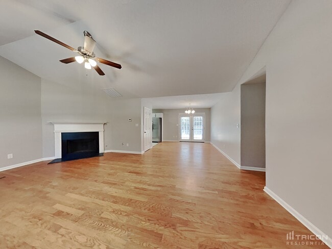 Photo - 3023 Ryan Rd