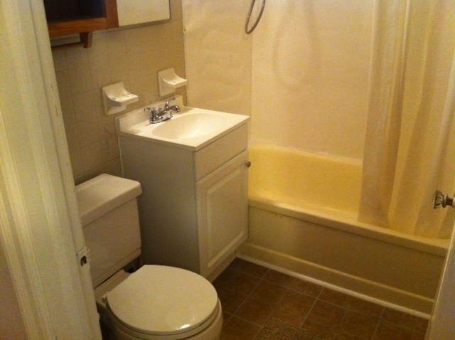 Photo - Midtown 3/1 Bonus Room