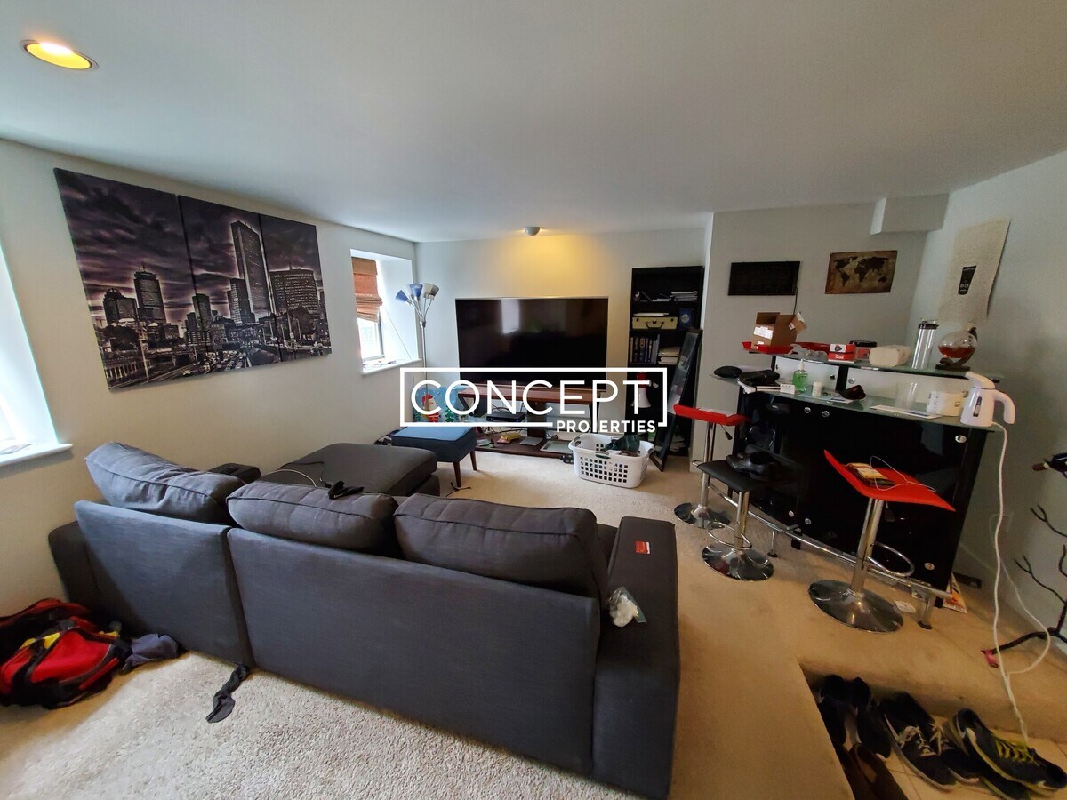 Photo - 1659 Washington St Unit 105
