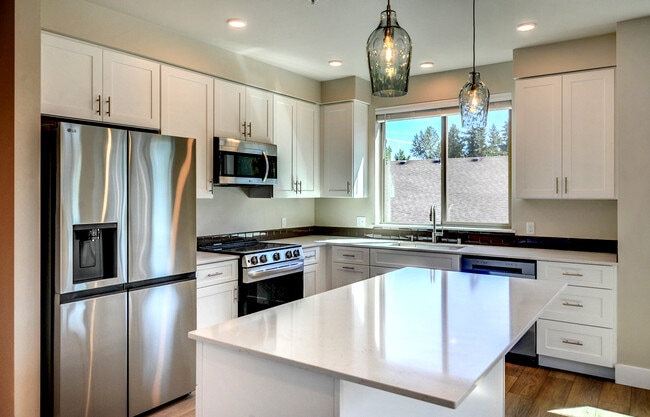 Photo - Emery Landing