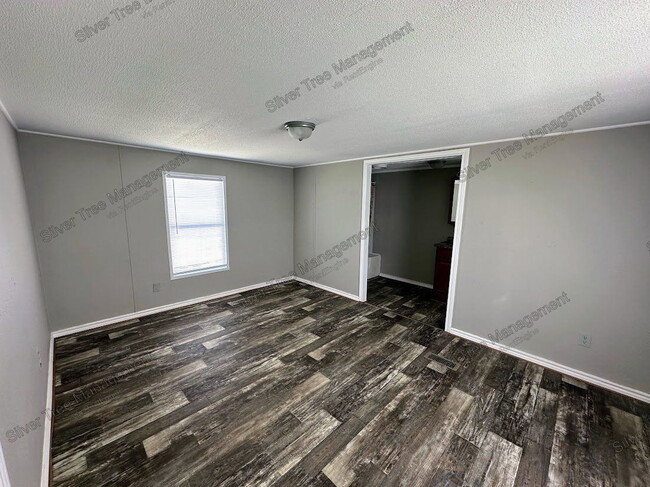 Photo - 266 Lark Meadow Dr