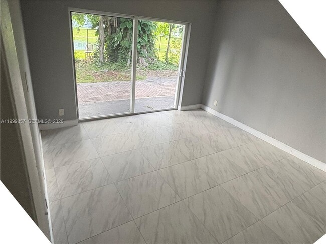 Photo - 3901 NW 9th Ave Unidad 2