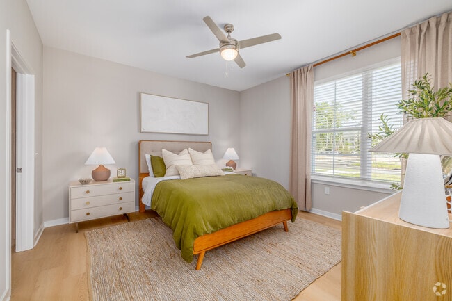 2BR, 2BA - 1,200SF - Jade Primary Bedroom