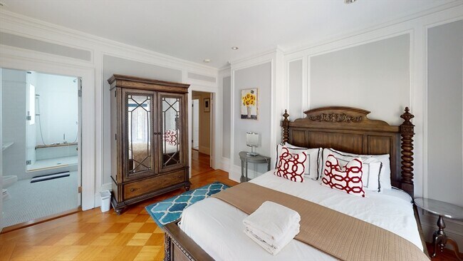 Photo - 71 Commonwealth Ave