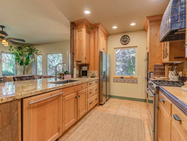 Photo - 2100 Brittany Meadows Dr