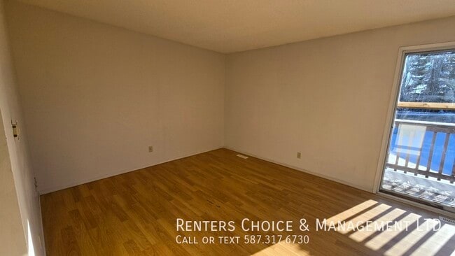 Photo - 3 Bedroom Unit With Assigned  Parking BONUS INCENTIVE