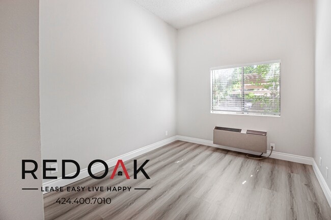 Photo - 3711 Cogswell Rd Unidad 304