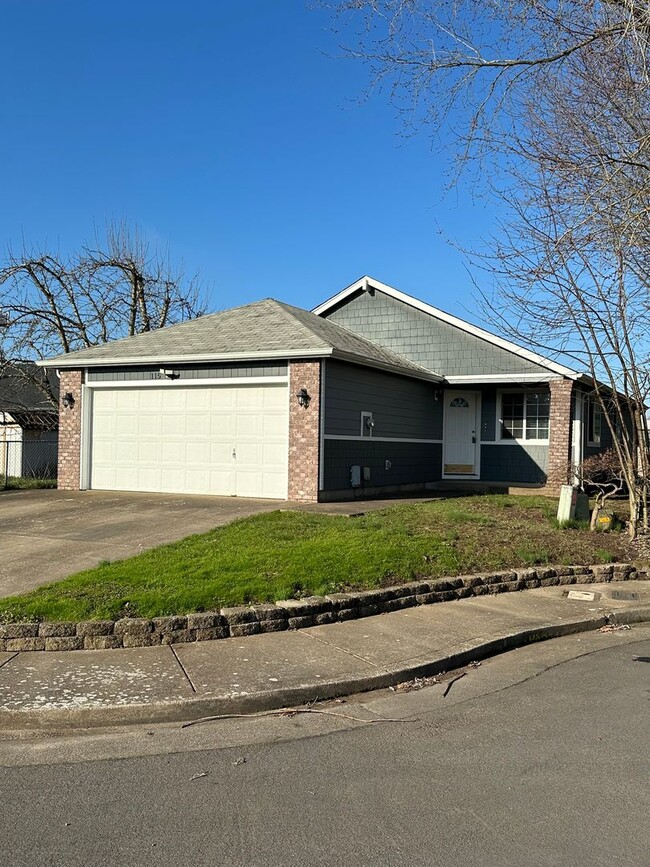 Building Photo - Coming Soon!