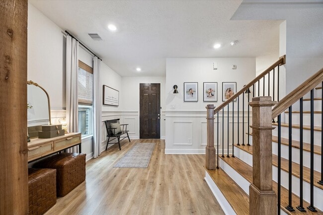 Photo - 25227 Sierra Mnr Ct