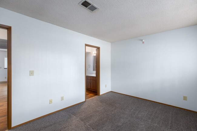 Photo - Fountains Apartments