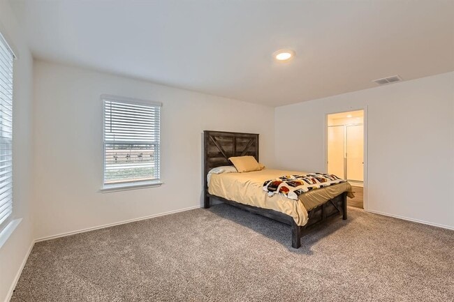 Photo - 18517 Cremello Dr