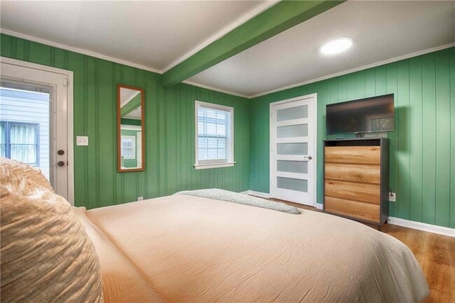 Photo - 1225 Graymont Dr SW